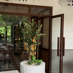 thi công cây giả quán cafe KOI Thé