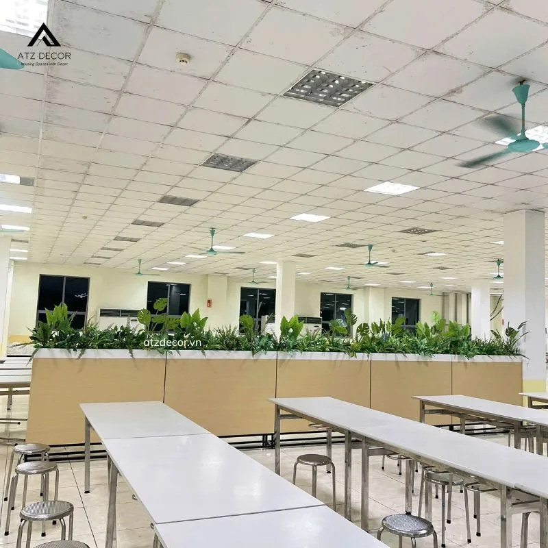 Thi công bục cây giả trọn gói cho bếp ăn công nghiệp tại Hà Nam 1 thi công bục cây giả tại hà nam