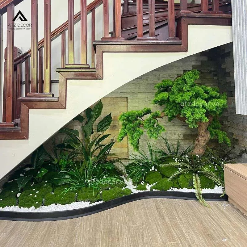 tiểu cảnh cây giả gầm cầu thang ở long biên