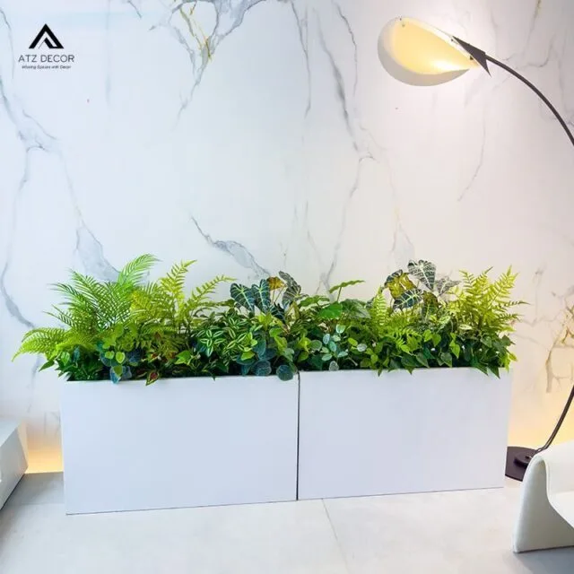 bồn cây nhiệt đới giả