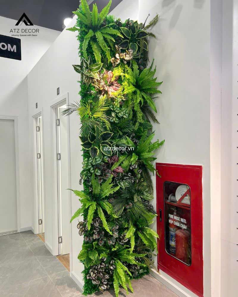 Thi công tường cây giả trang trí cửa hàng quần áo đẹp mắt 13 thi công tường cây giả trang trí cửa hàng quần áo
