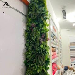 thi công tường cây giả trung tâm thương mại