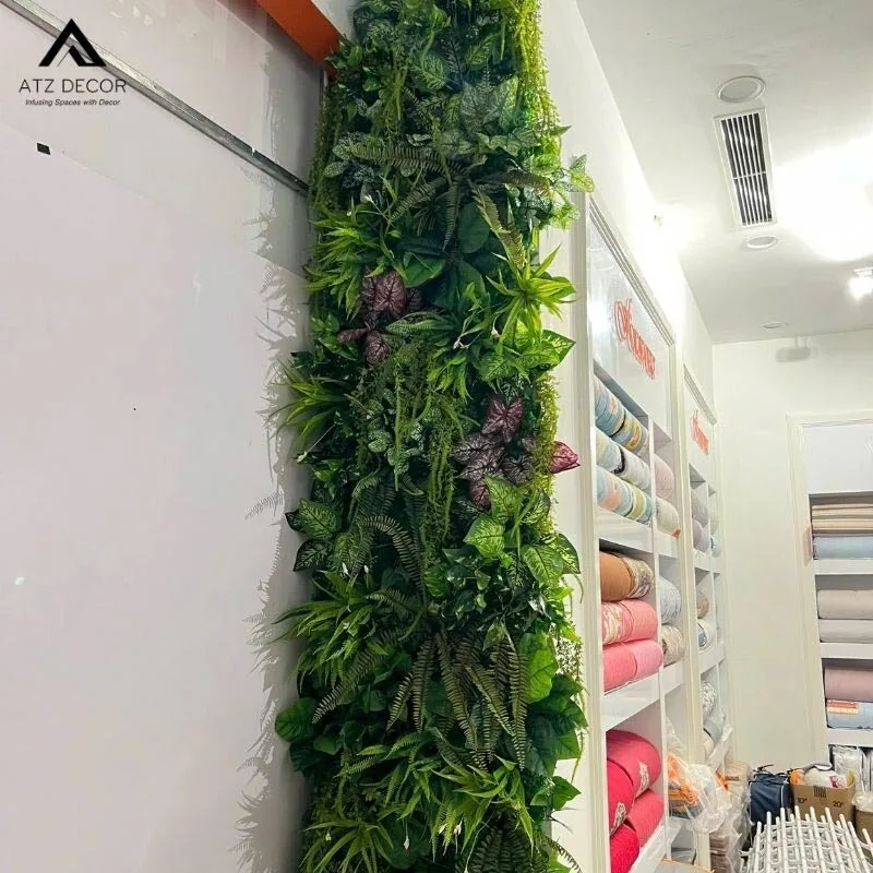 thi công tường cây giả trung tâm thương mại